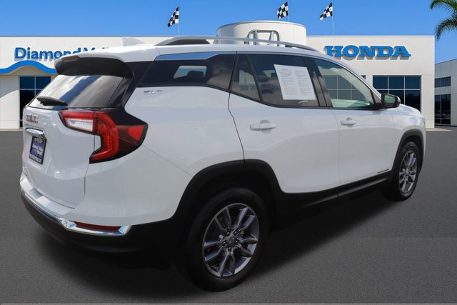 Used 2023 GMC Terrain SLT image 6