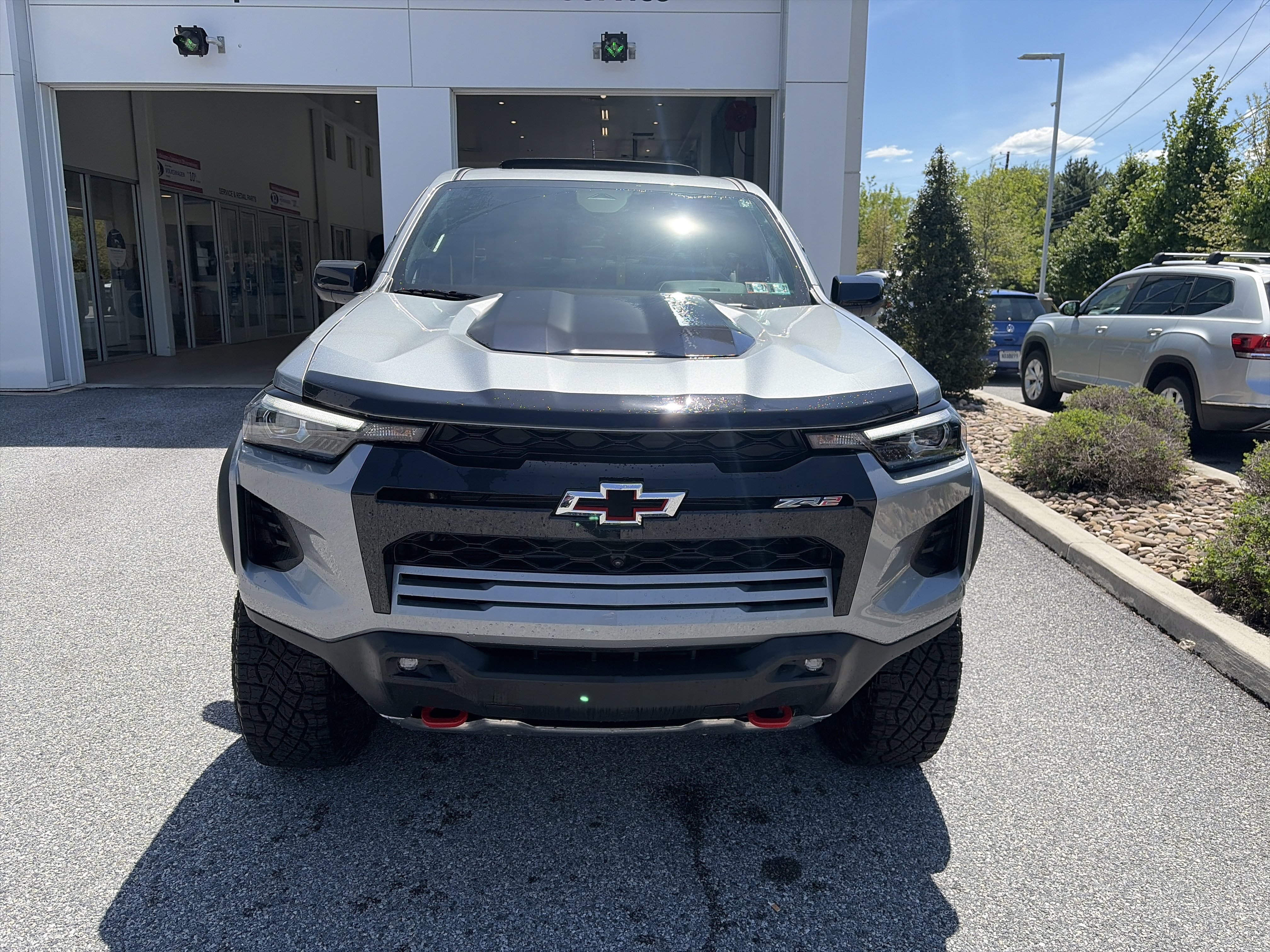 Used 2024 Chevrolet Colorado ZR2 w/ ZR2 Convenience Package III AWD/4WD image 5