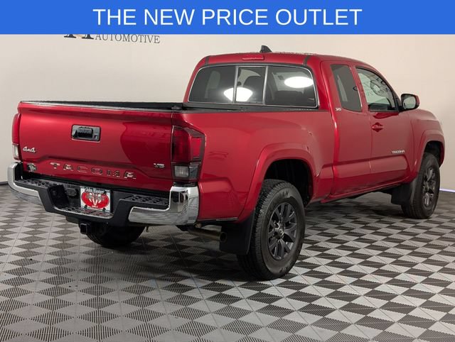 Used 2023 Toyota Tacoma SR5 AWD/4WD image 8