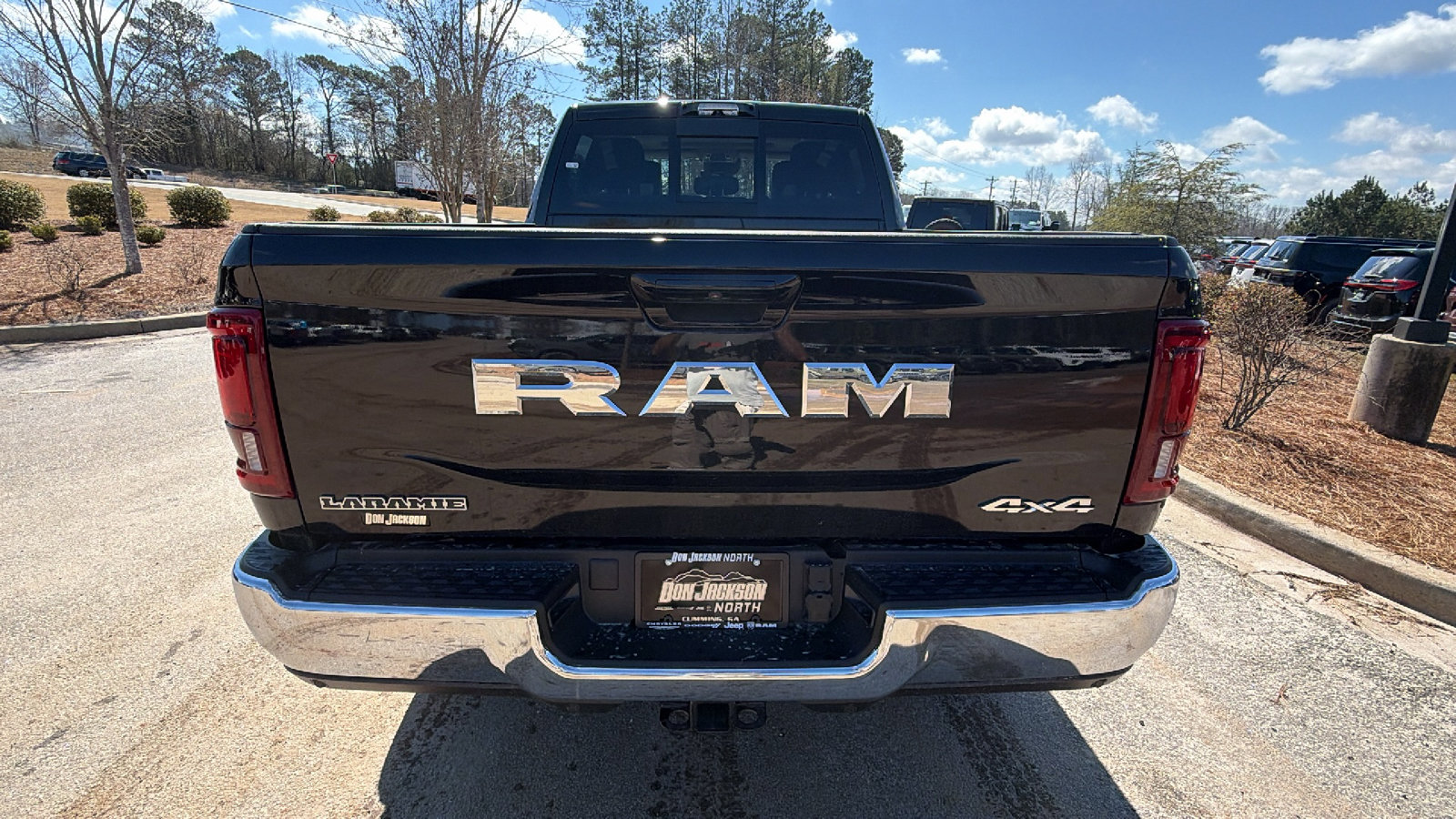 New 2026 RAM 2500 Laramie w/ Towing Technology Group AWD/4WD image 9