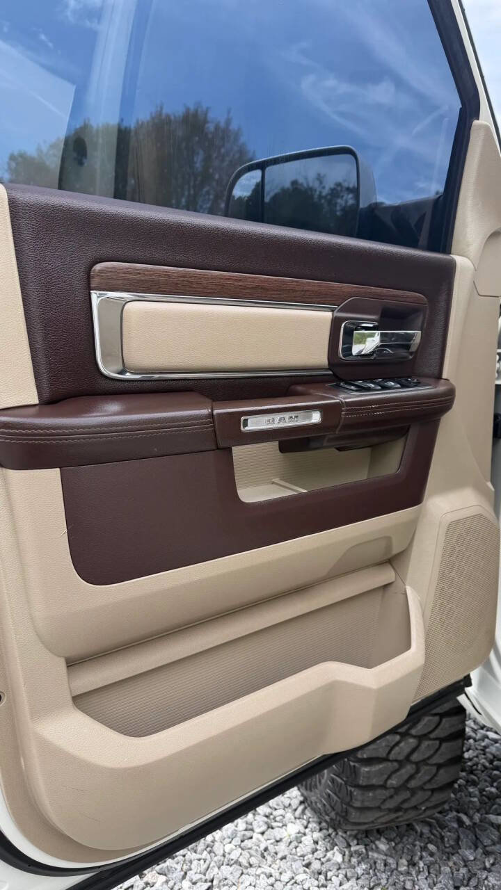 Used 2017 RAM 2500 Laramie w/ Protection Group image 13