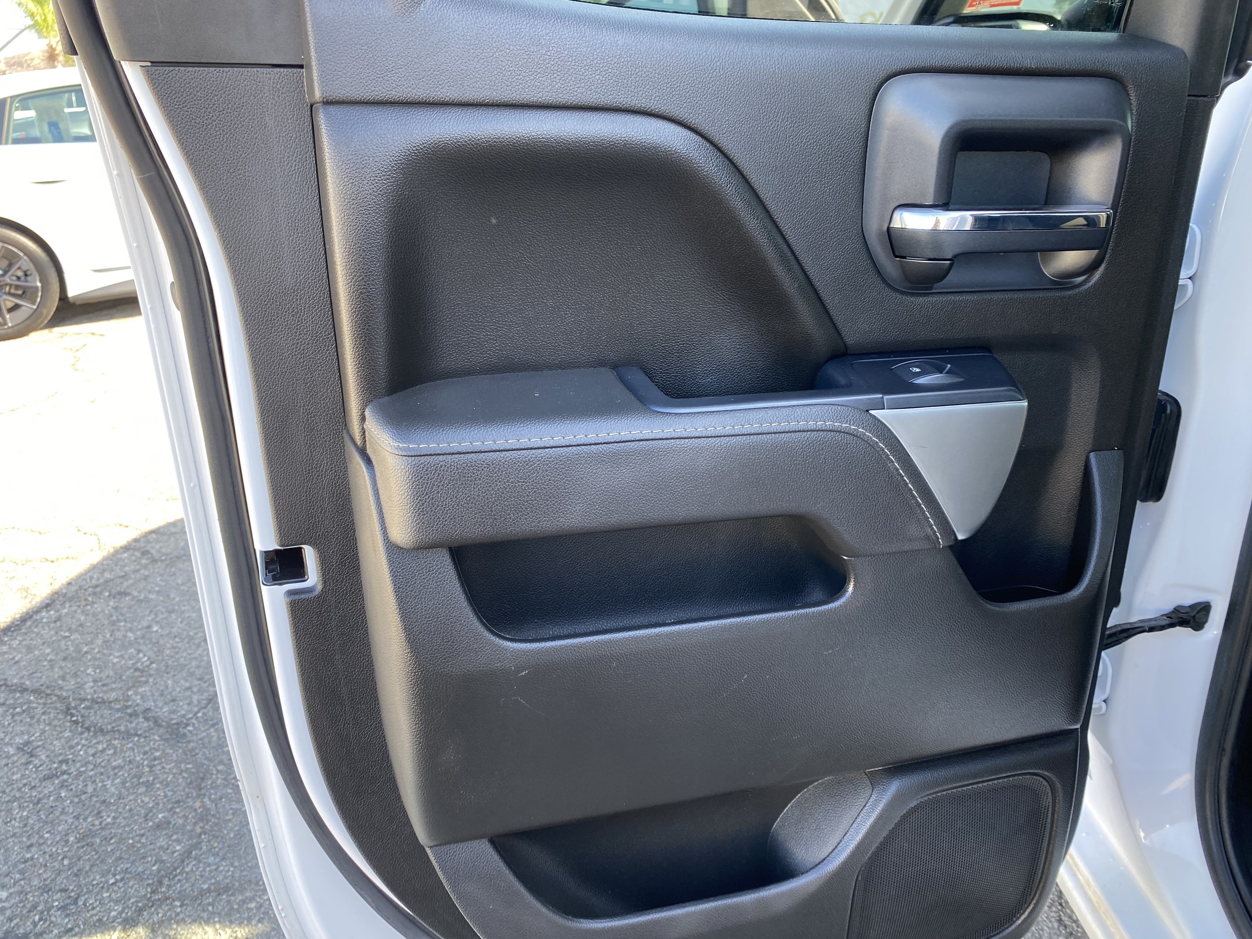 Used 2017 Chevrolet Silverado 1500 LT w/ All Star Edition RWD image 17