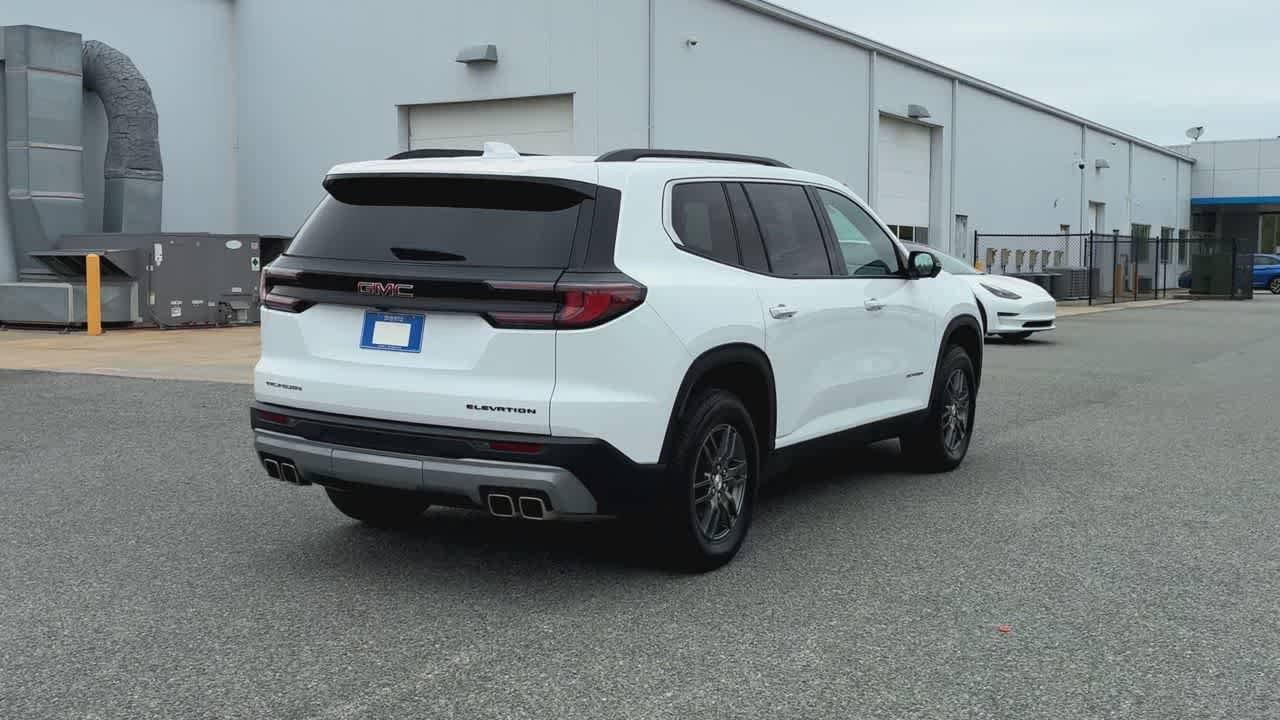 Used 2025 GMC Acadia Elevation image 8