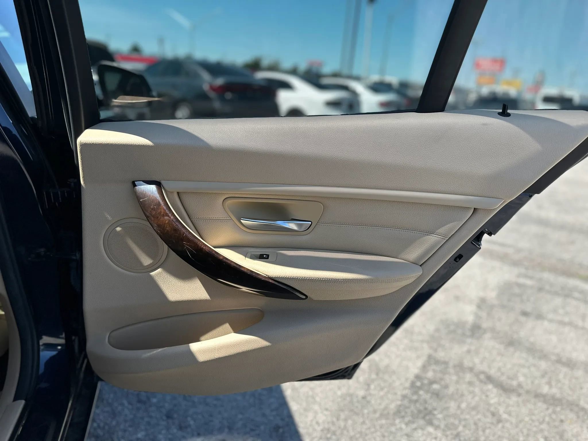 Used 2015 BMW 328i Sedan RWD image 22