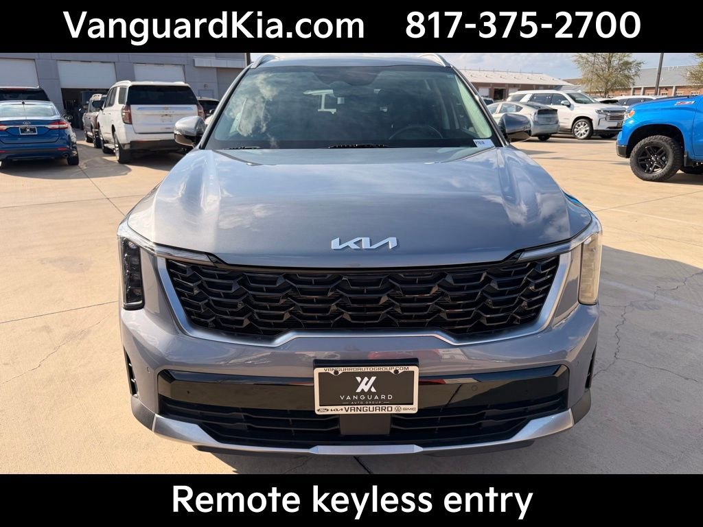 Certified 2025 Kia Sorento S image 7