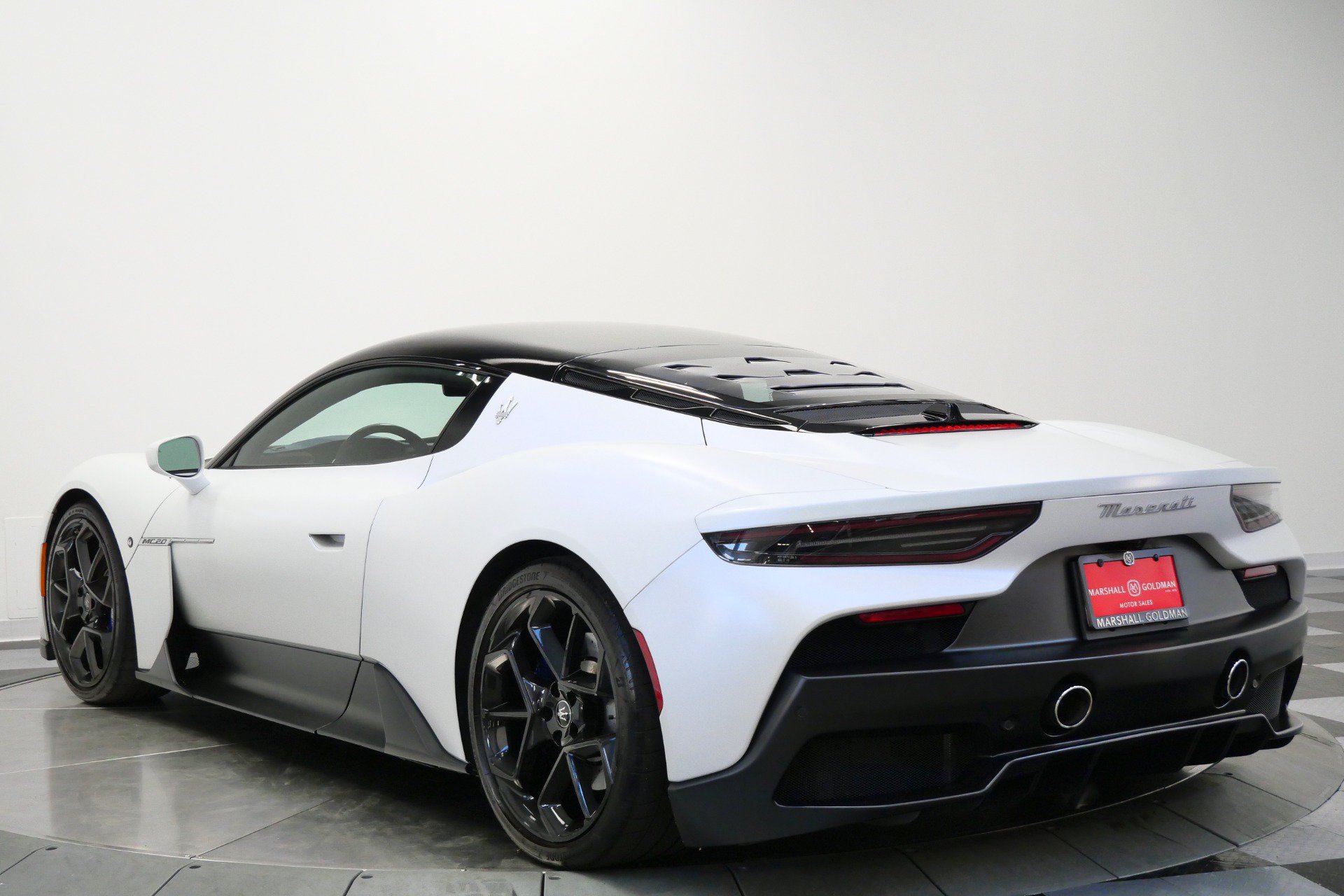 Used 2023 Maserati MC20 Coupe RWD image 7