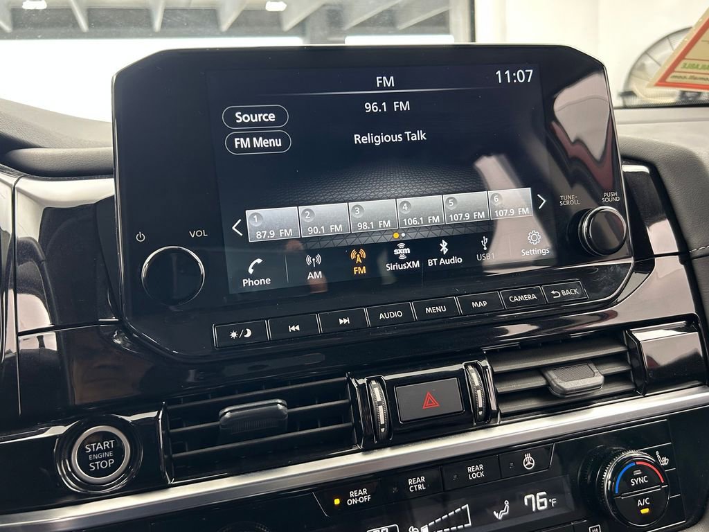 Used 2024 Nissan Pathfinder SL w/ SL Premium Package image 27