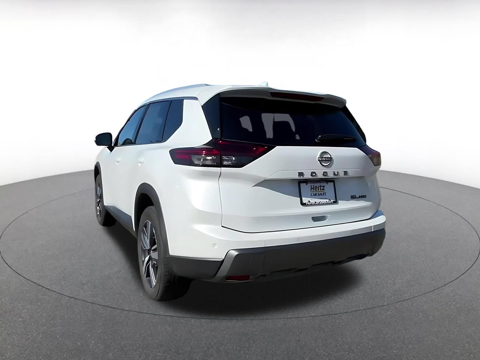 Used 2026 Nissan Rogue SL AWD/4WD image 11