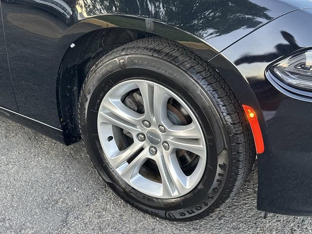 Used 2020 Dodge Charger SXT RWD image 8