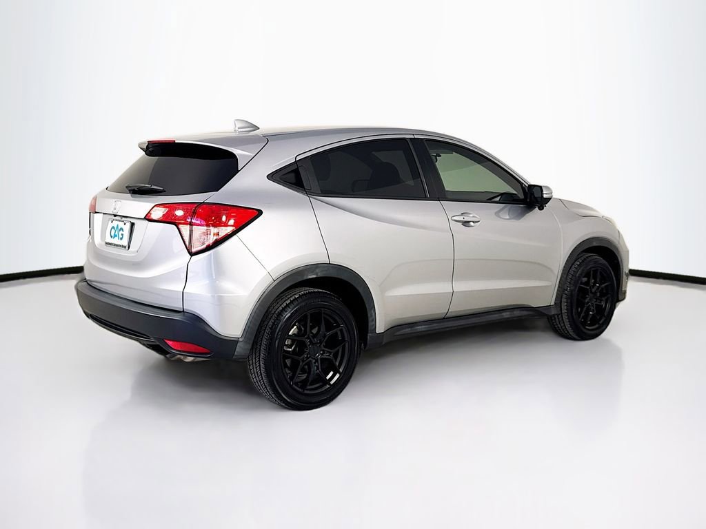 Used 2018 Honda HR-V EX image 8