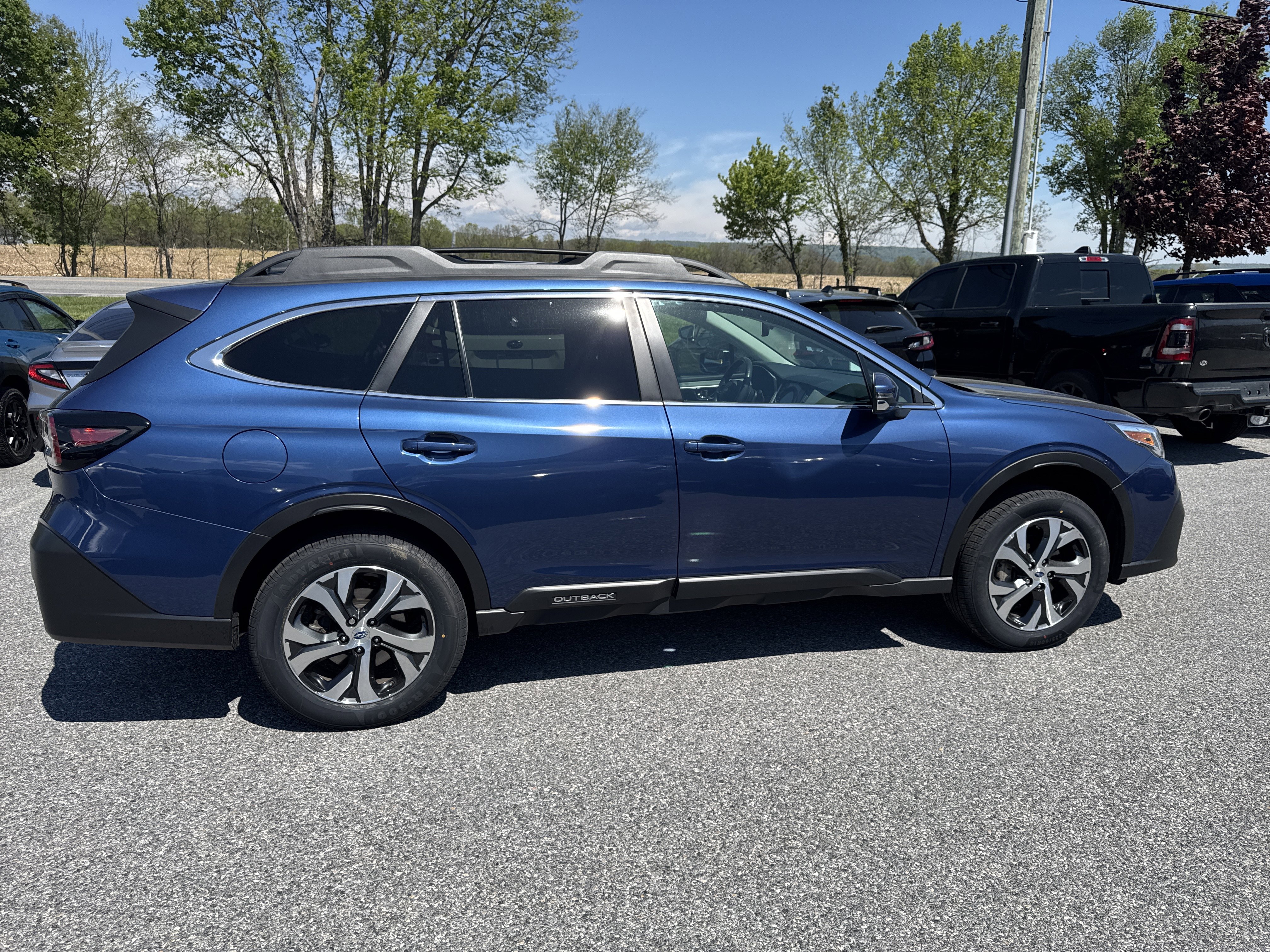 Certified 2022 Subaru Outback Limited AWD/4WD image 28