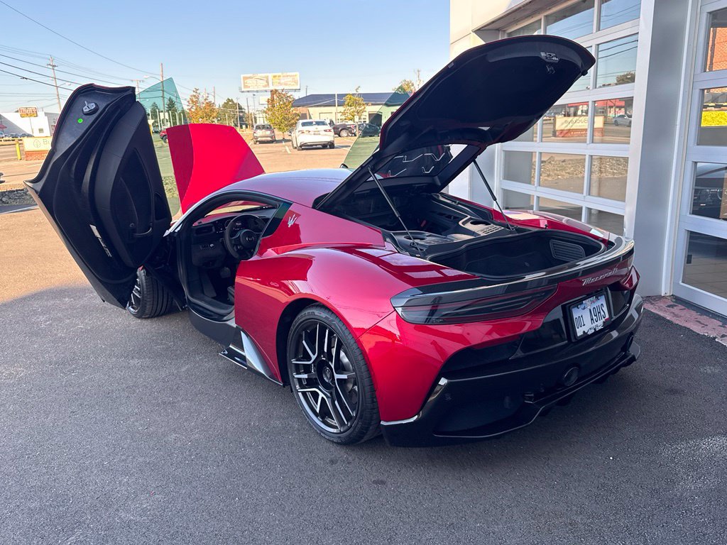 Used 2022 Maserati MC20 Coupe RWD image 36