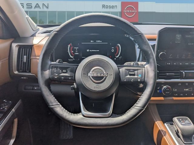 Certified 2023 Nissan Pathfinder Platinum AWD/4WD image 16