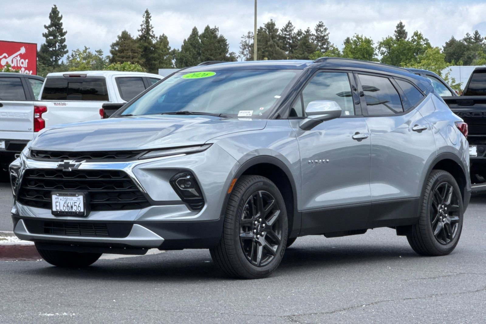 Used 2026 Chevrolet Blazer LT w/ Convenience Package AWD/4WD image 9