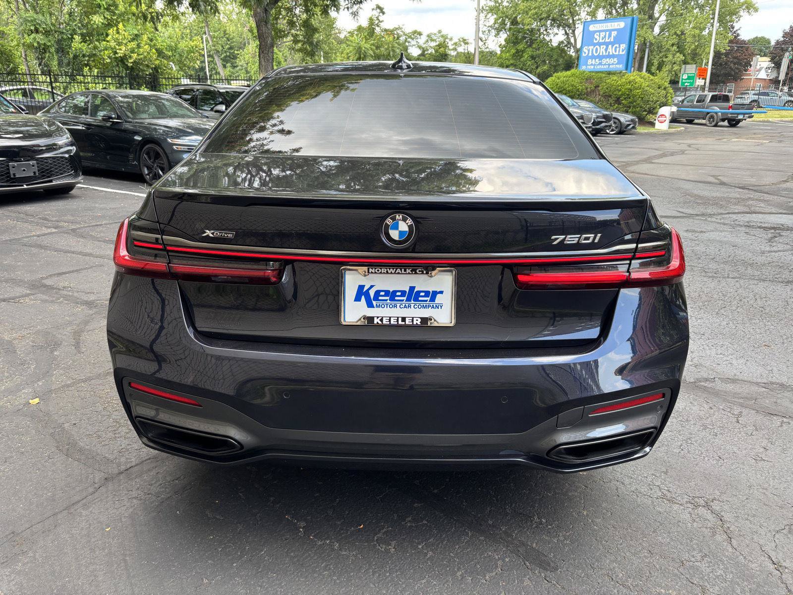 Used 2022 BMW 750i xDrive w/ Executive Package AWD/4WD image 4