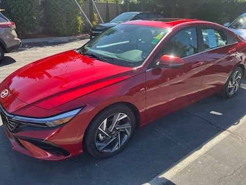 Used 2025 Hyundai Elantra Limited FWD video 2