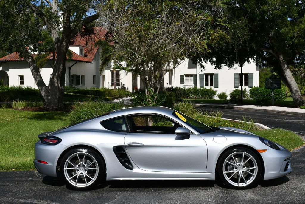 Used 2018 Porsche 718 Cayman RWD image 29