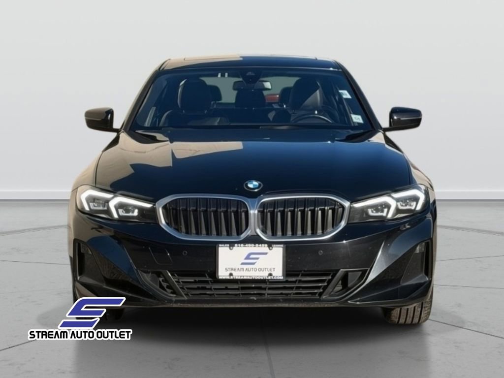 Used 2024 BMW 330i xDrive Sedan image 2