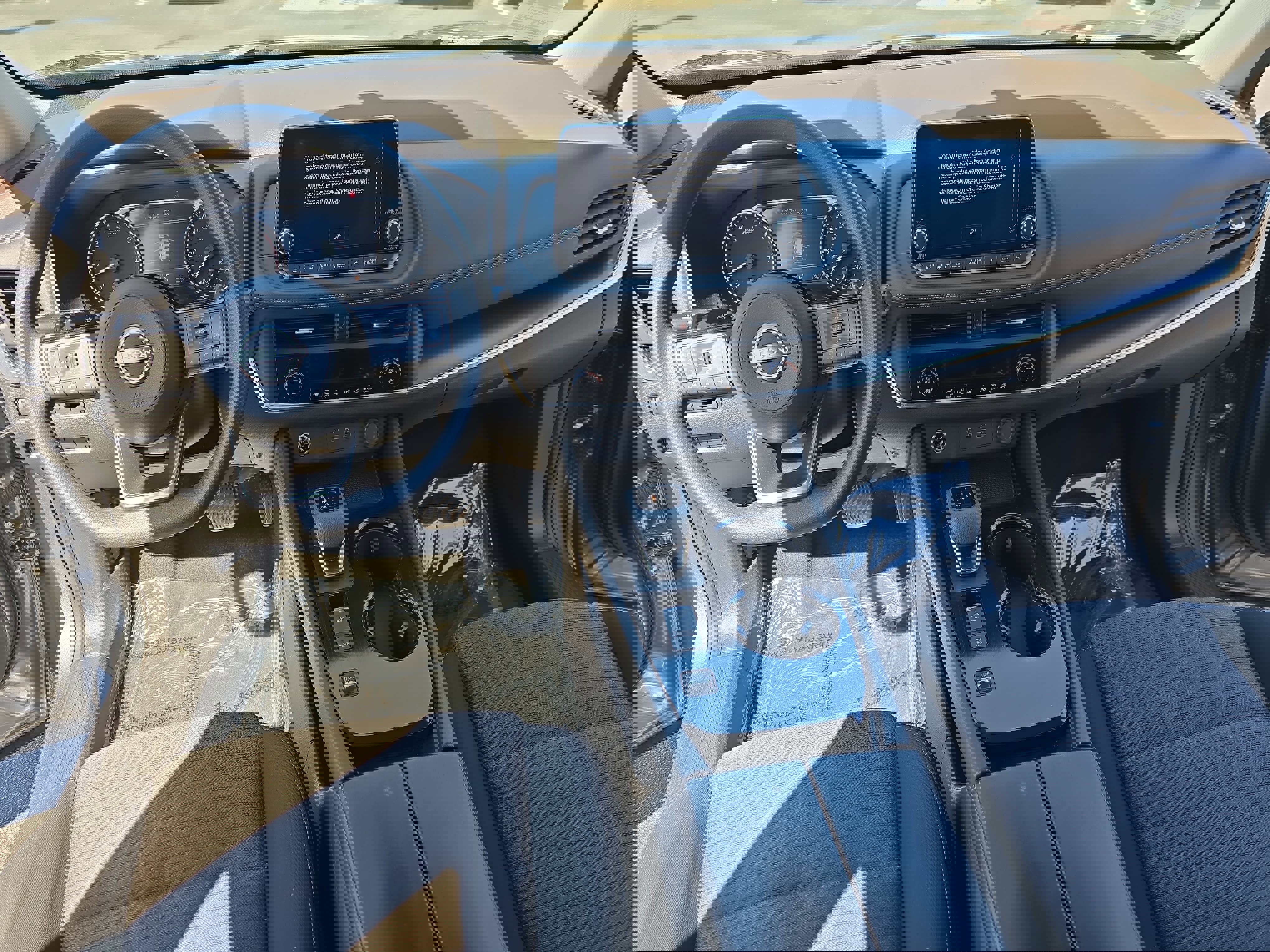 Used 2023 Nissan Rogue SV image 21