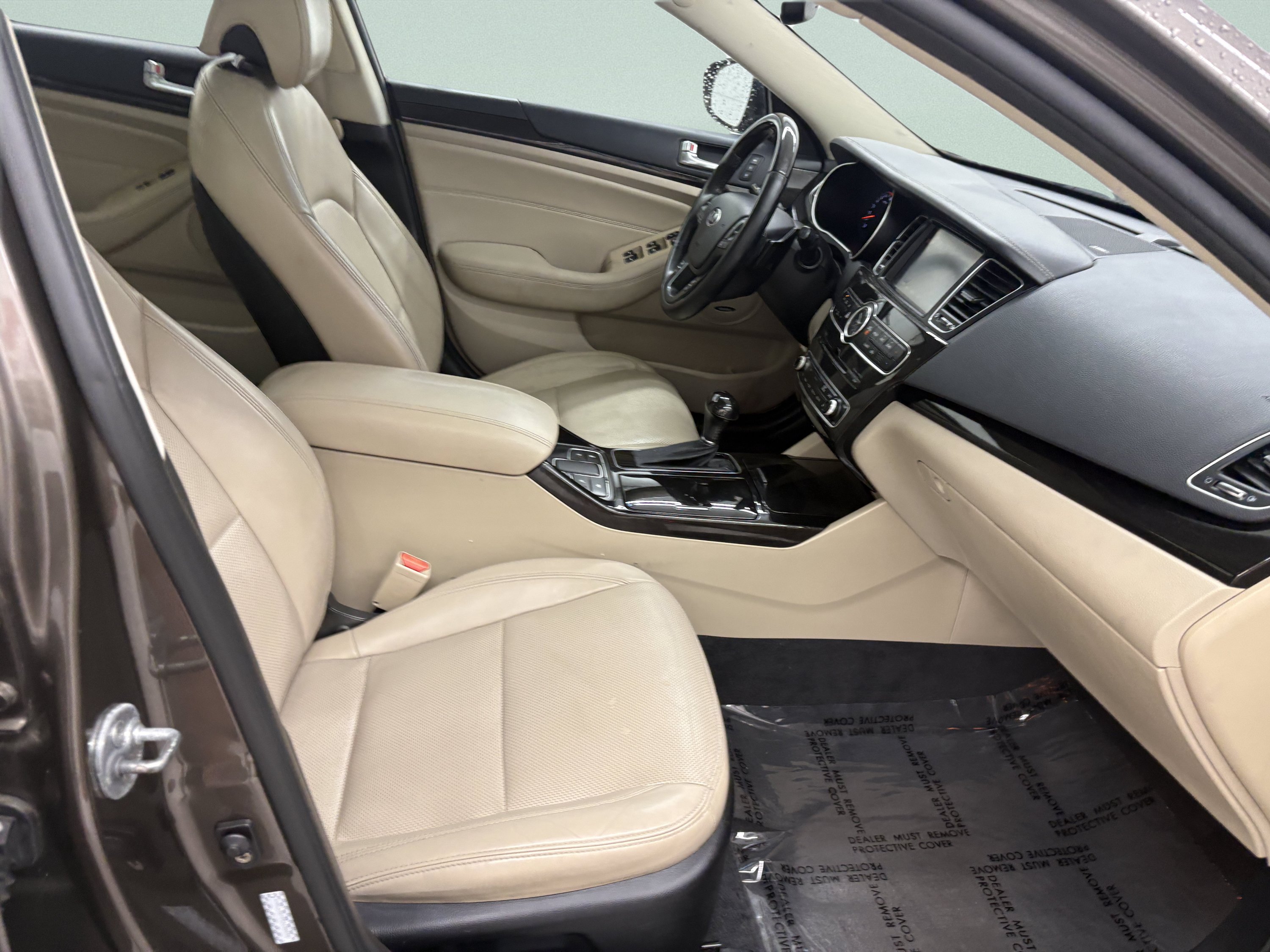 Used 2014 Kia Cadenza Premium w/ Luxury Package FWD image 23