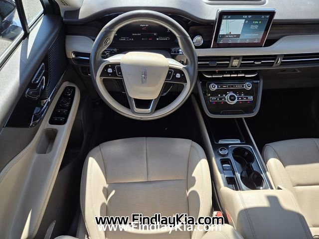 Used 2022 Lincoln Corsair Reserve w/ Rear Removable Package Tray FWD image 14