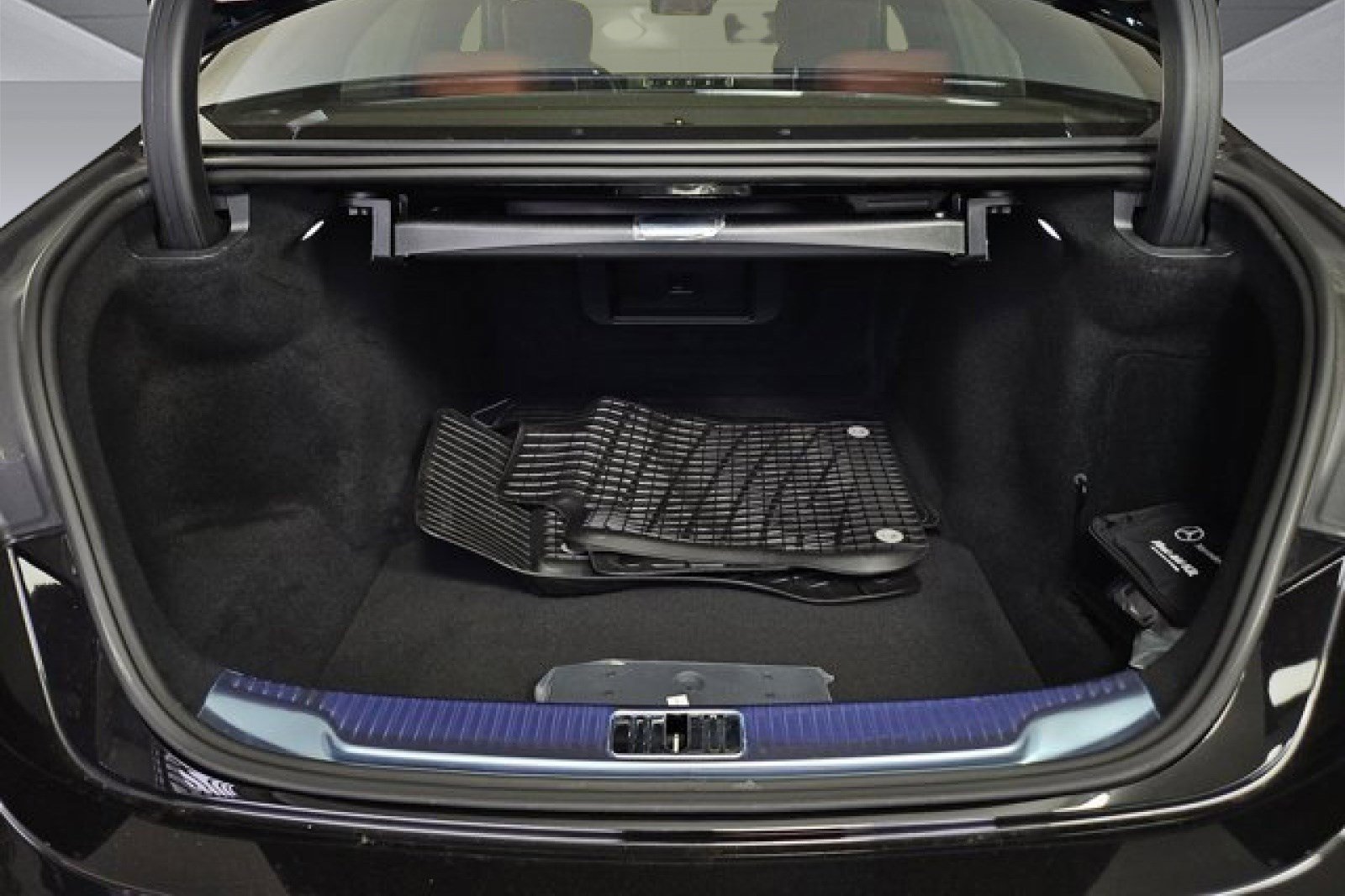 New 2024 Mercedes-Benz S 500 4MATIC image 25