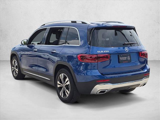 Used 2026 Mercedes-Benz GLB 250 4MATIC image 8