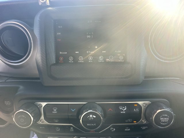 Used 2023 Jeep Wrangler Unlimited Sport AWD/4WD image 19