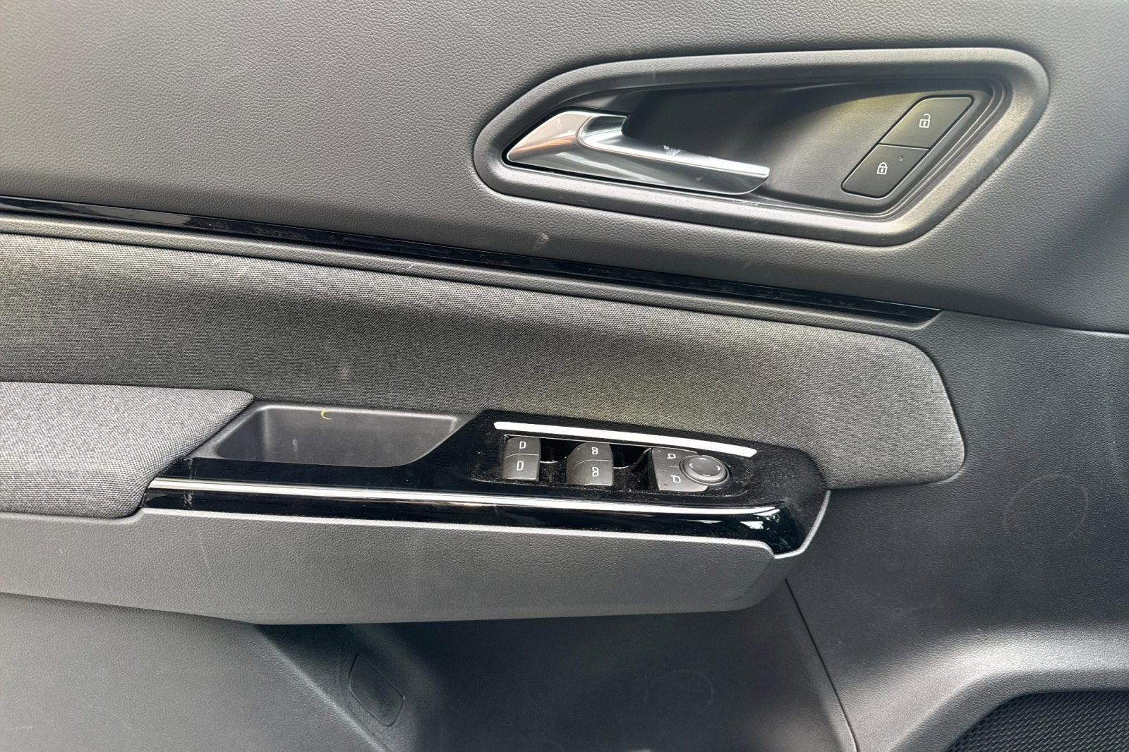 New 2026 Honda Prologue EX image 10