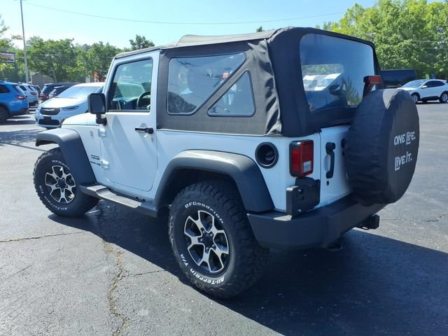 Used 2018 Jeep Wrangler Sport AWD/4WD image 14