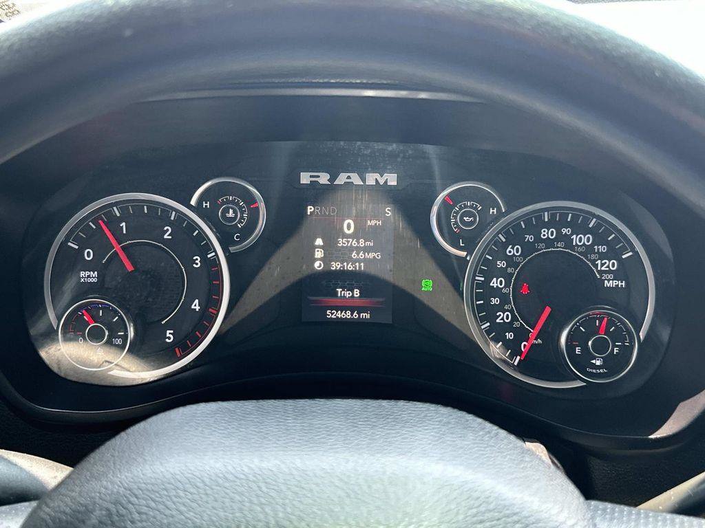 Used 2024 RAM 3500 Tradesman w/ Chrome Appearance Group AWD/4WD image 42