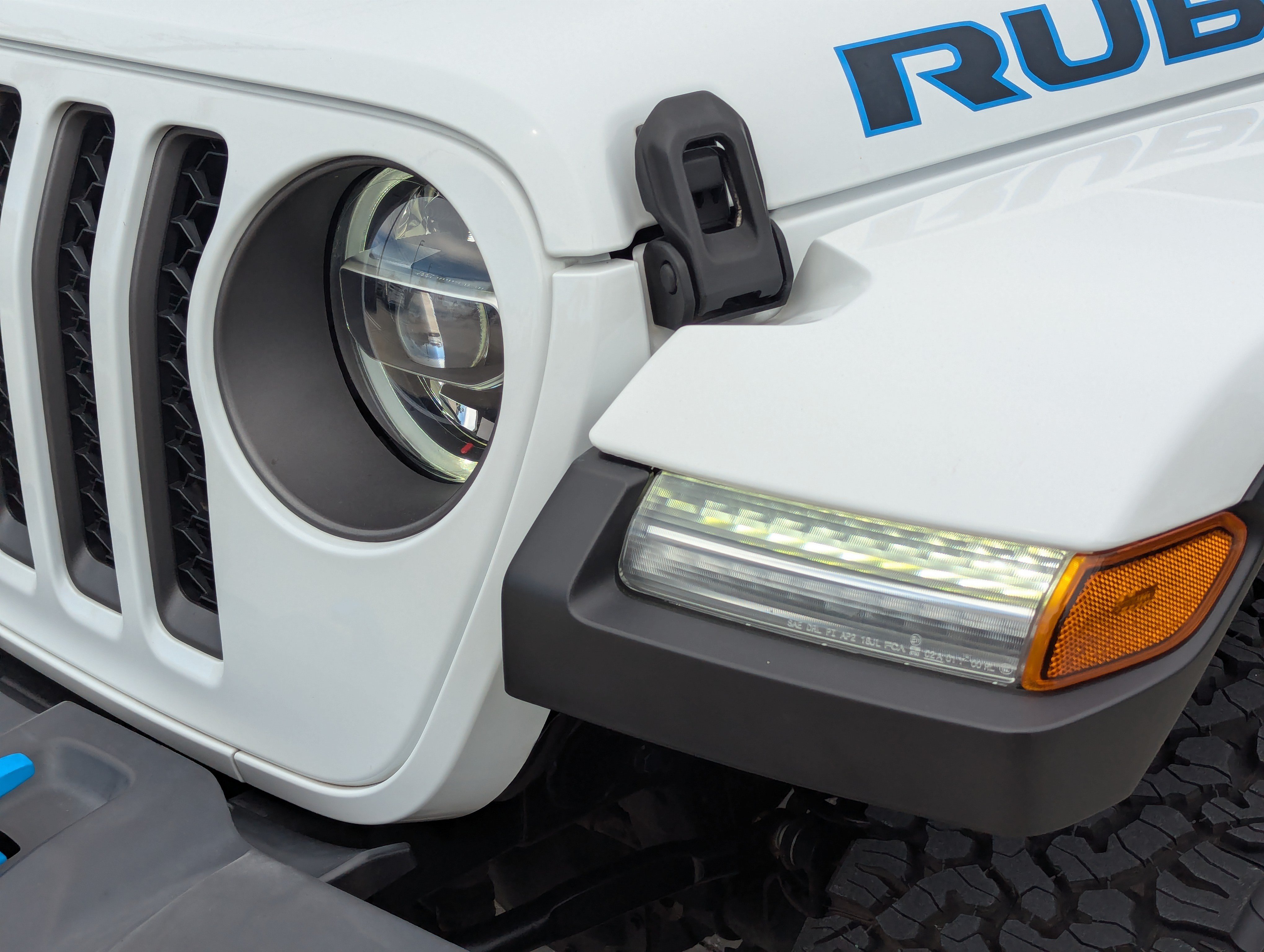 Used 2021 Jeep Wrangler Unlimited Rubicon 4xe w/ Safety Group AWD/4WD image 9