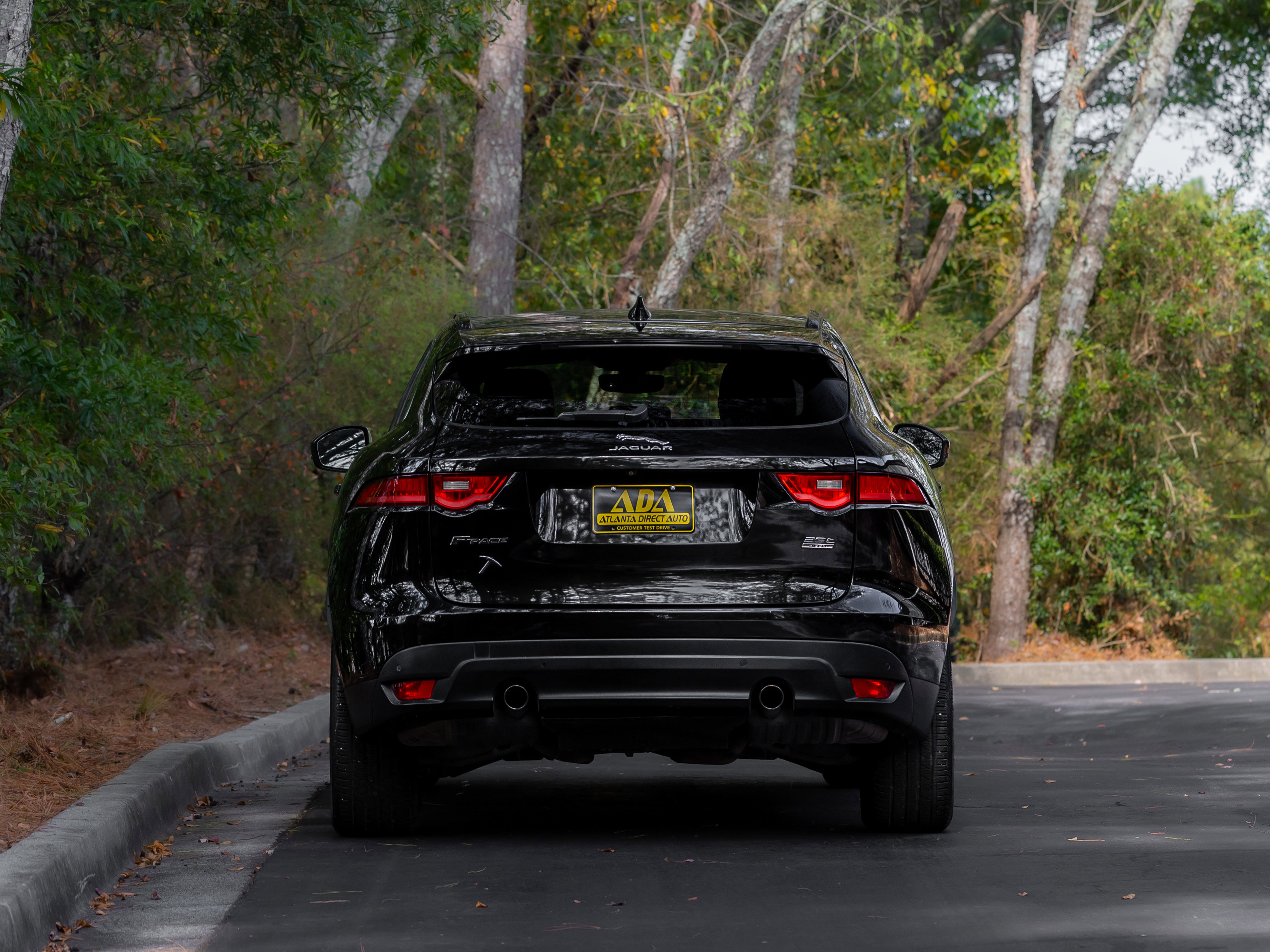 Used 2019 Jaguar F-PACE Prestige image 36