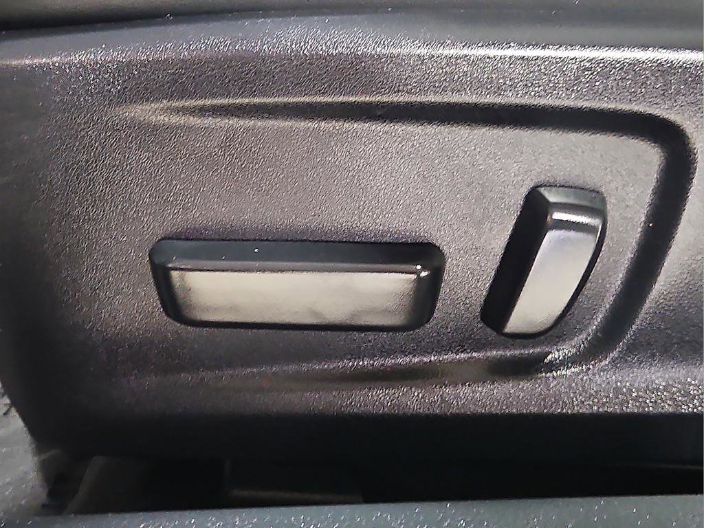 Used 2024 Lexus IS 350 F Sport w/ Accessory Package 2 image 19