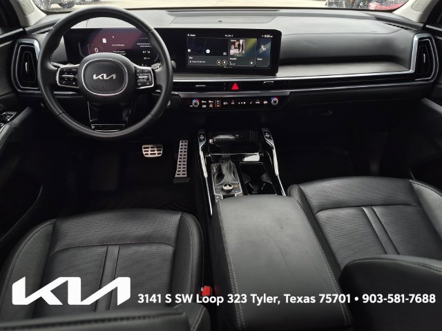 Certified 2025 Kia Sorento SX AWD/4WD image 28
