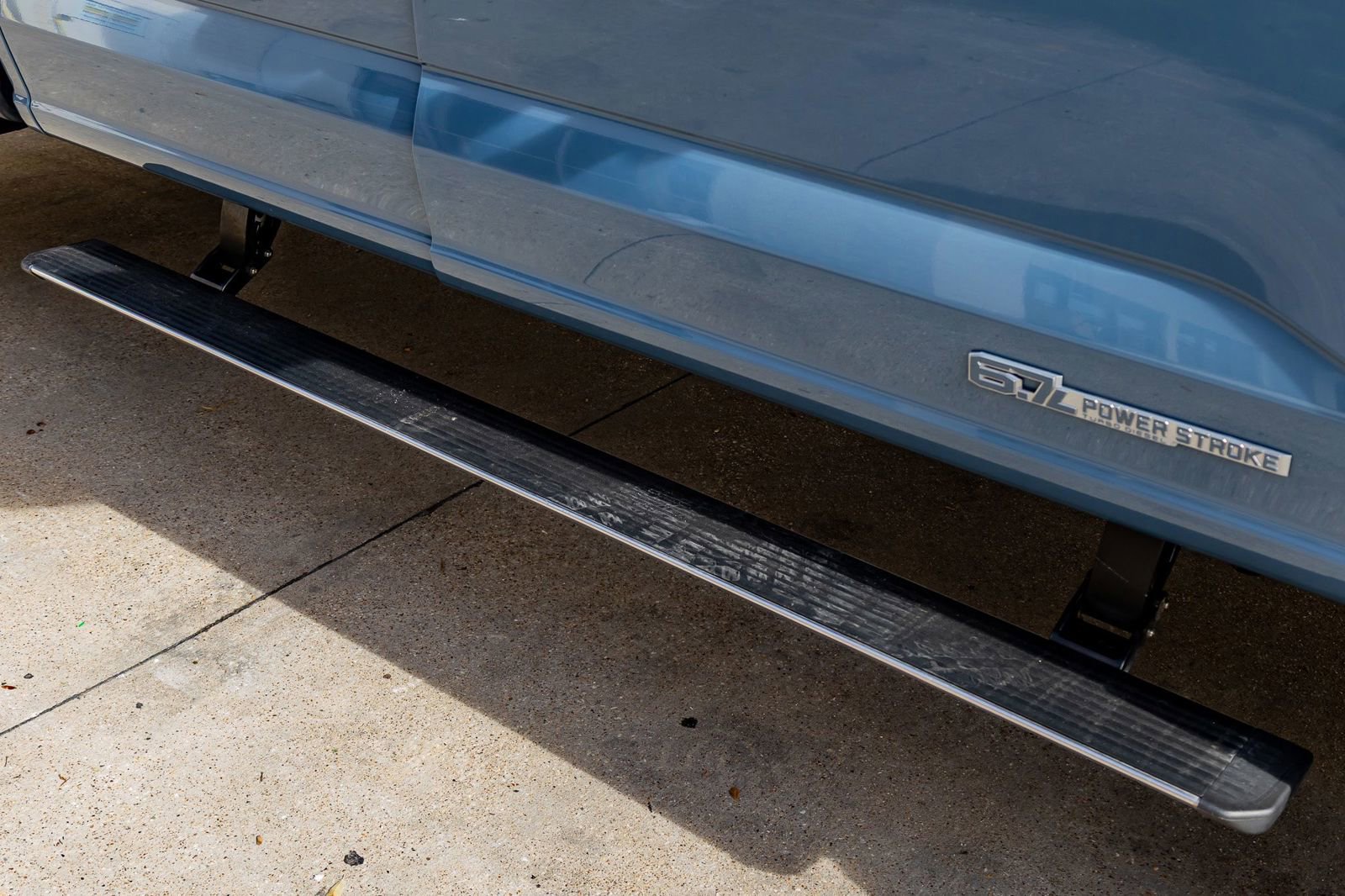 Used 2023 Ford F350 Limited w/ FX4 Off-Road Package image 12