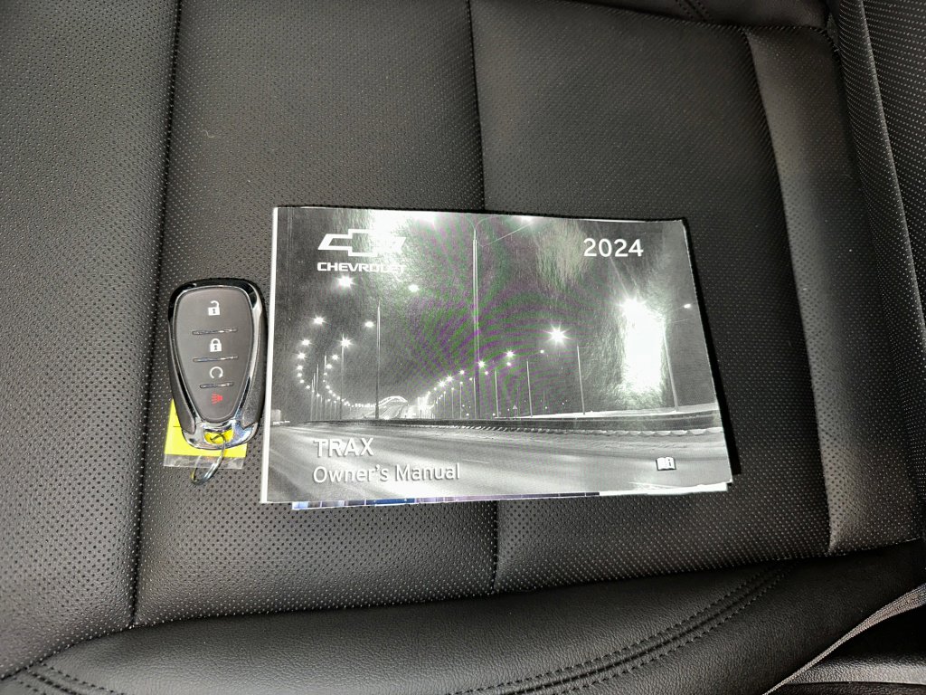Certified 2024 Chevrolet Trax ACTIV image 15