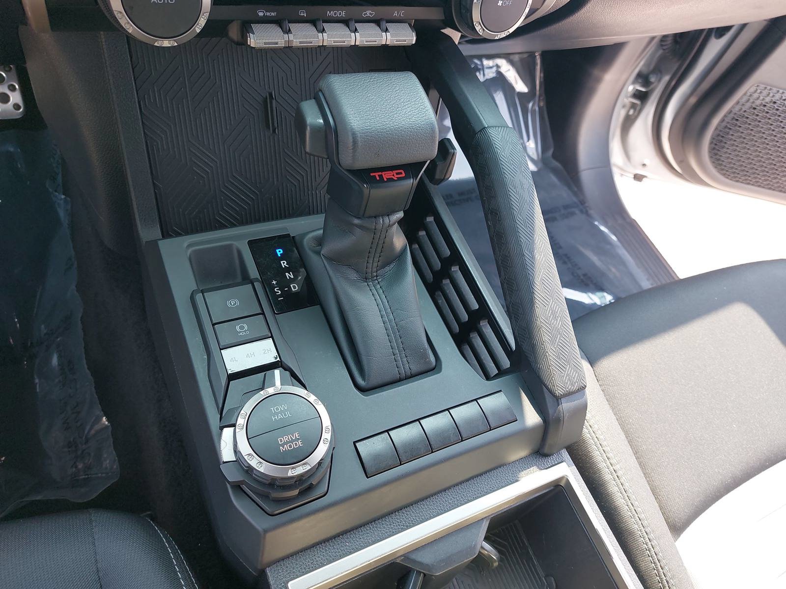 Used 2025 Toyota Tacoma TRD Sport AWD/4WD image 24