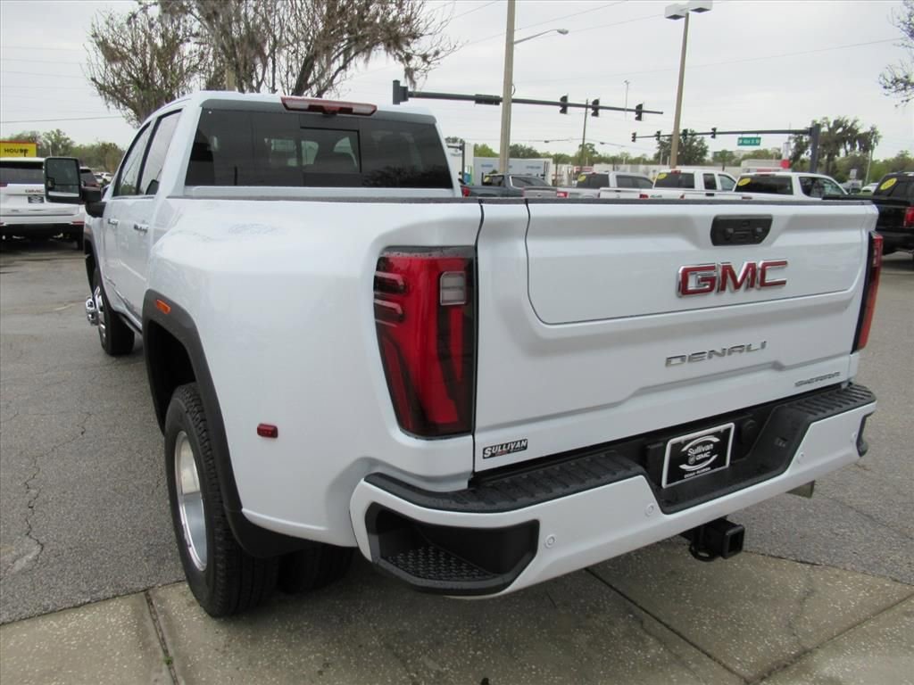 New 2026 GMC Sierra 3500 Denali w/ Denali Reserve Package image 5