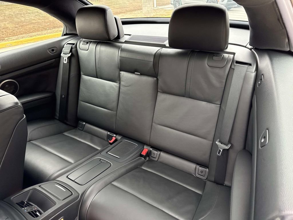Used 2013 BMW M3 Convertible image 18