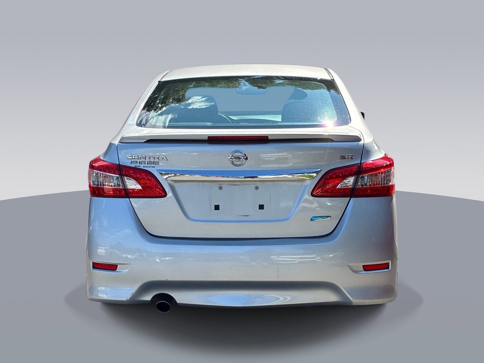 Used 2014 Nissan Sentra SR w/ Electronics Package FWD image 6