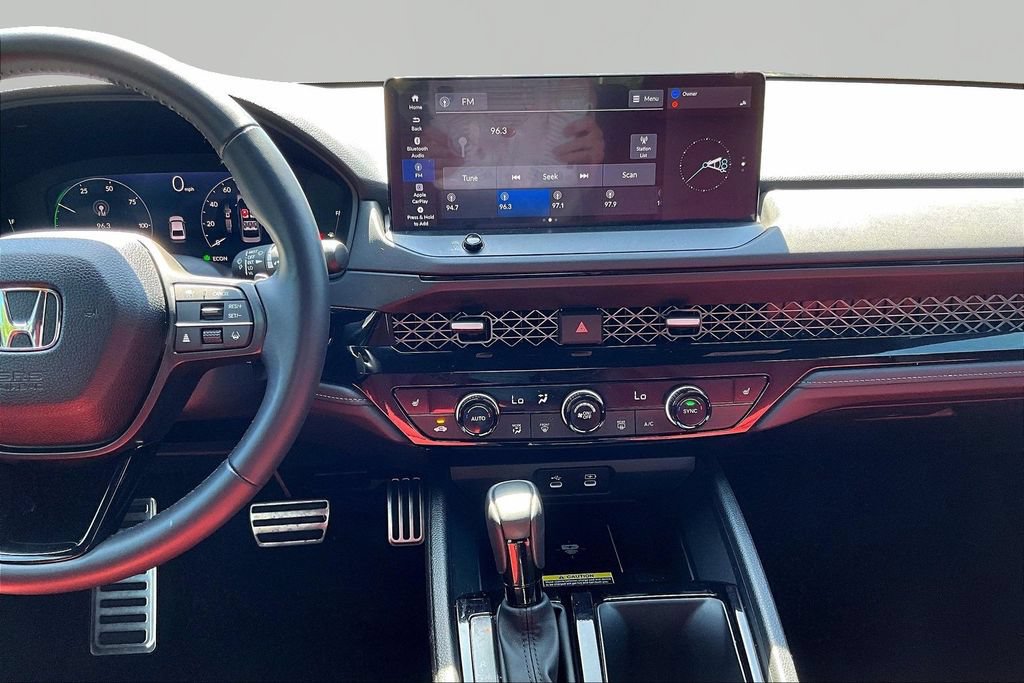 Used 2025 Honda Accord Sport image 10