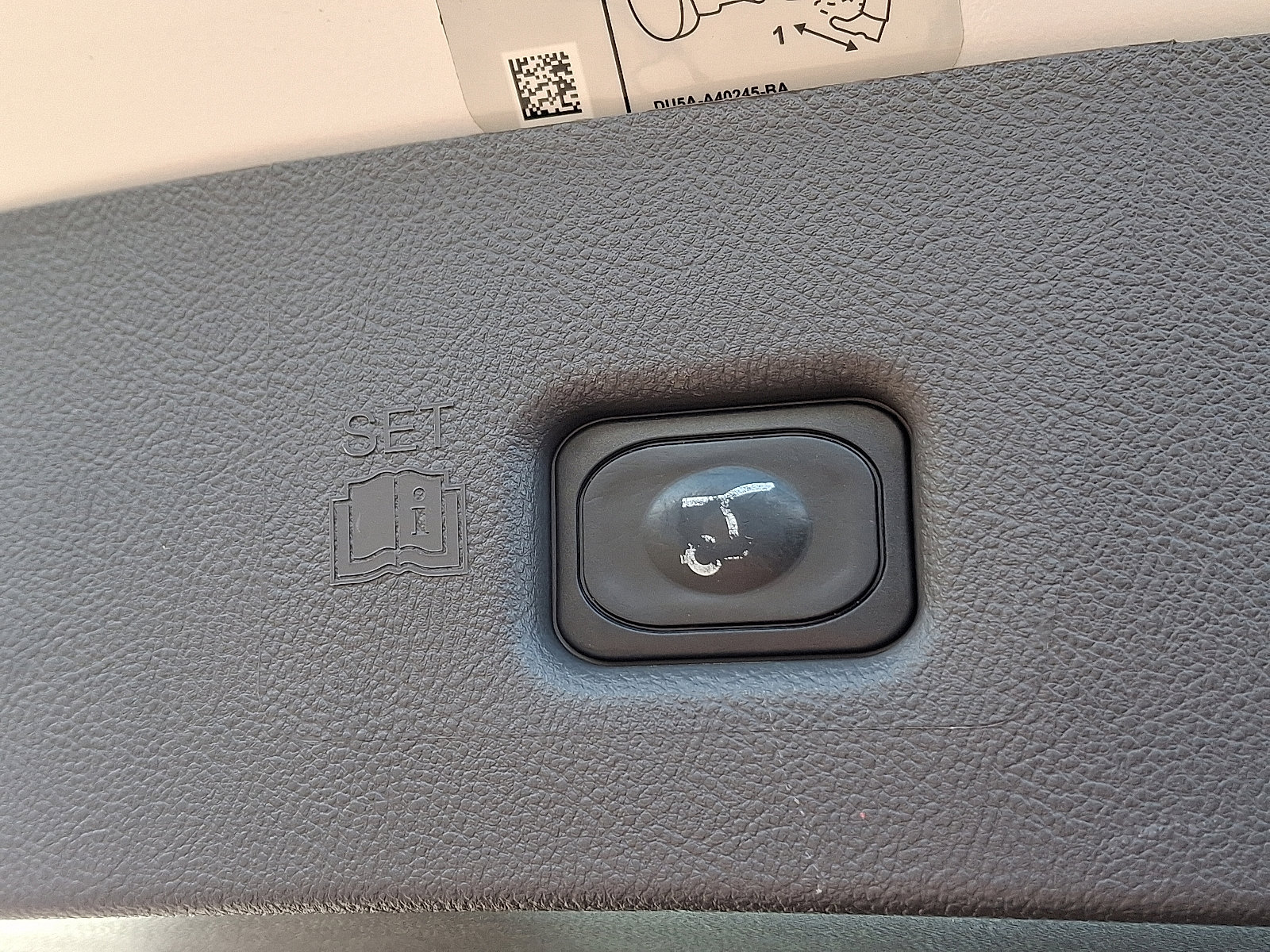 Used 2019 Lincoln Nautilus Select image 33