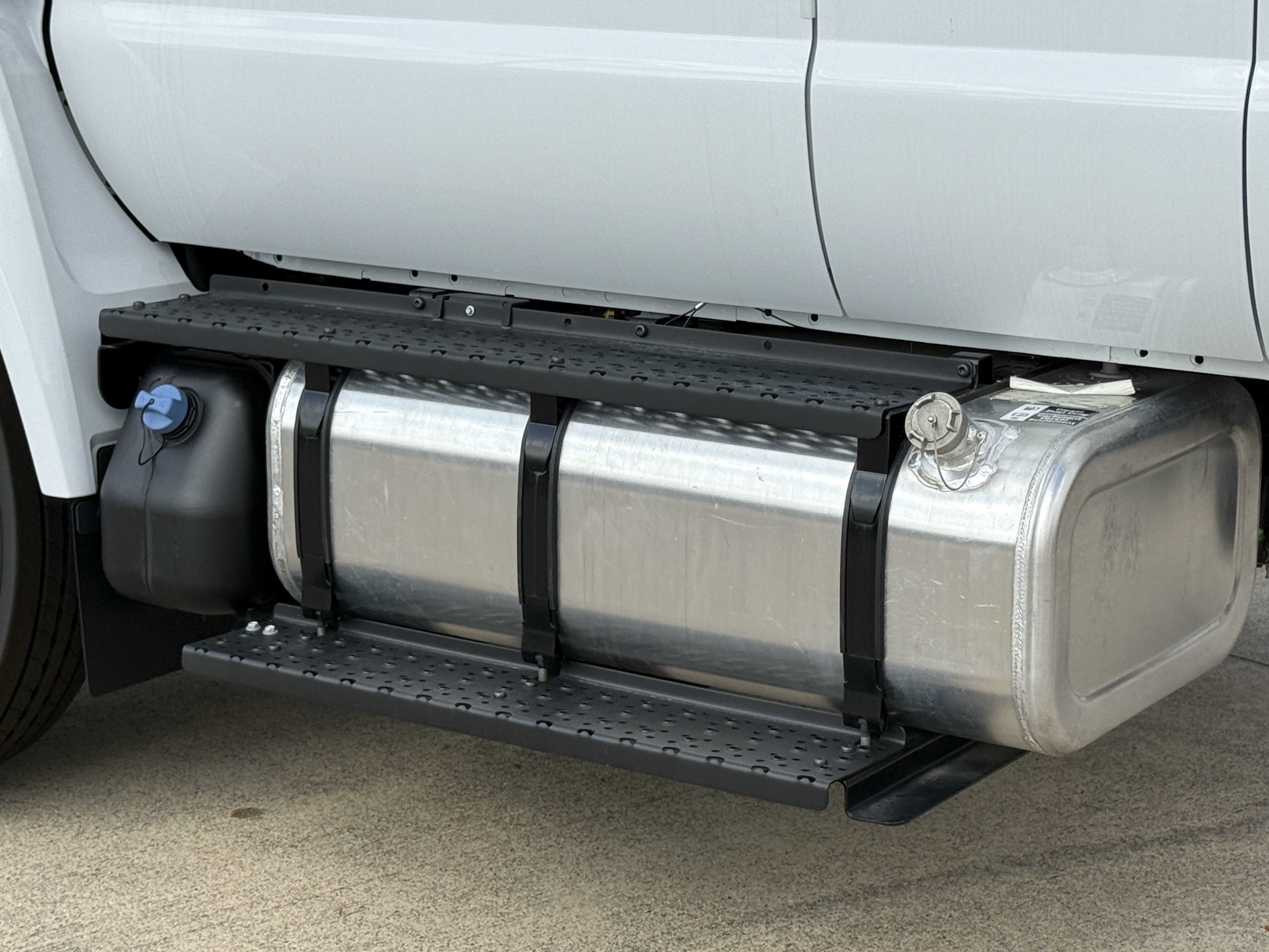 New 2026 Ford F650 2WD SuperCab Super Duty image 13