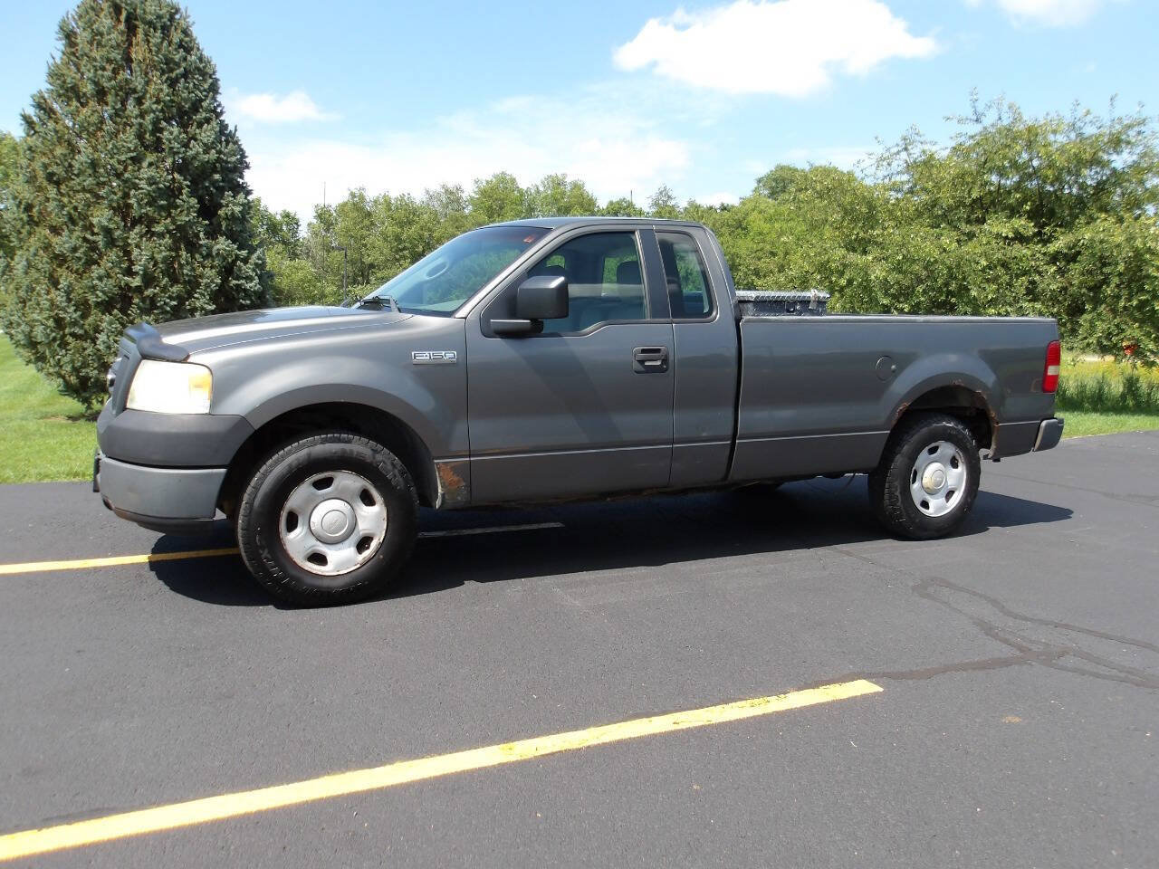 Used 2005 Ford F150 XL RWD image 38