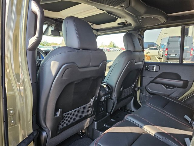 New 2025 Jeep Wrangler Unlimited Rubicon image 12