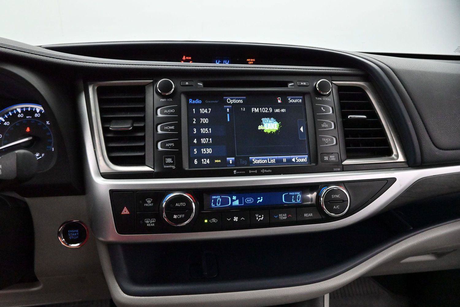 Used 2017 Toyota Highlander Limited w/ Protection Package #3 AWD/4WD image 22