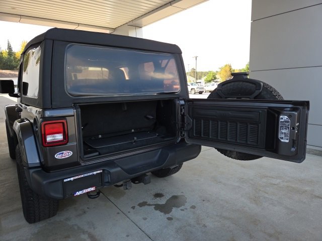 Used 2021 Jeep Wrangler Sport S image 20