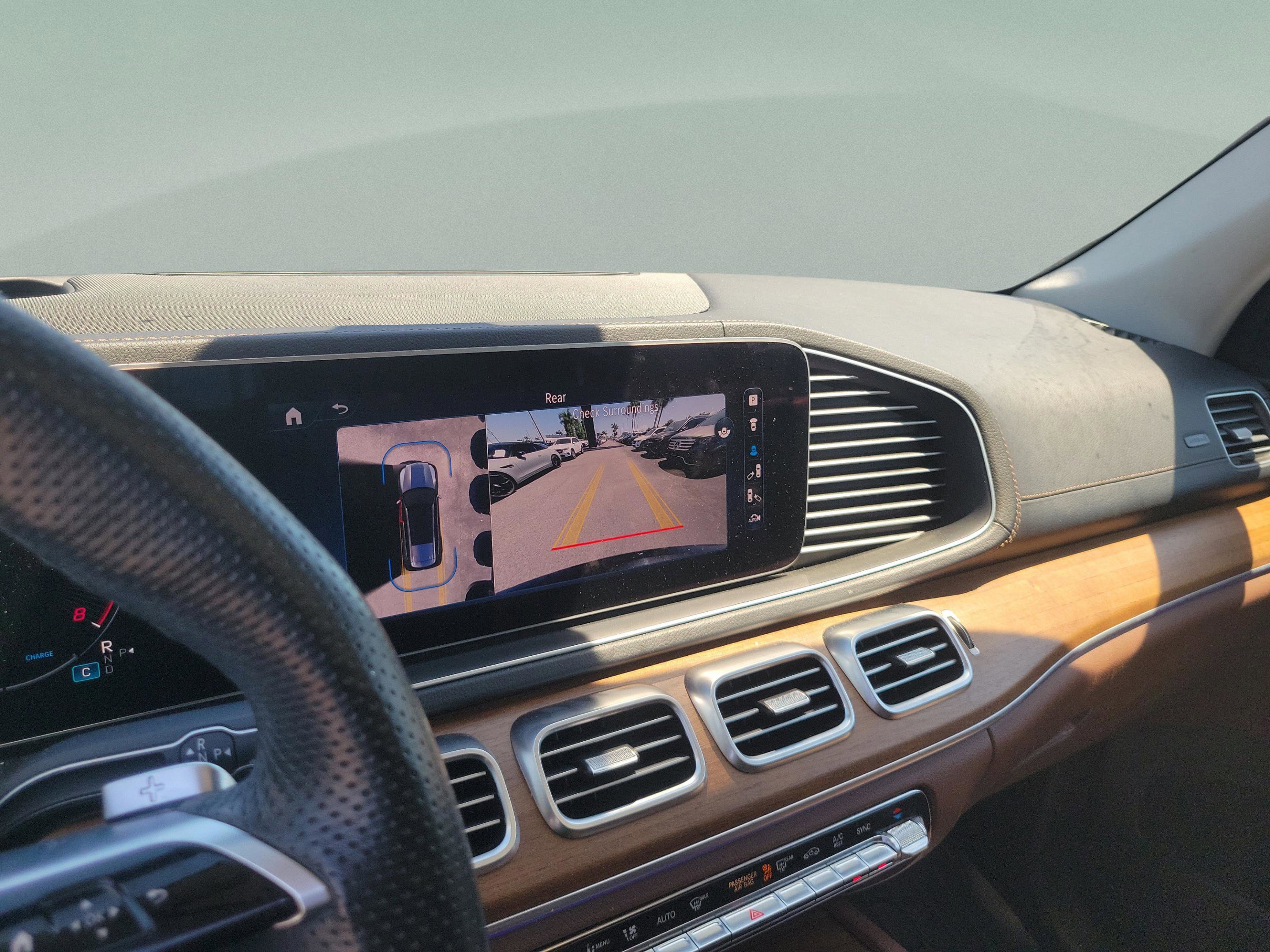 Used 2024 Mercedes-Benz GLS 450 4MATIC image 16