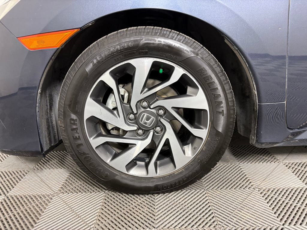 Used 2017 Honda Civic EX image 10
